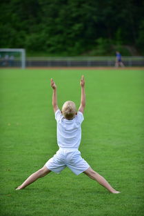校园体育活动对学生情绪调节作用，学校体育对学生心理的促进作用