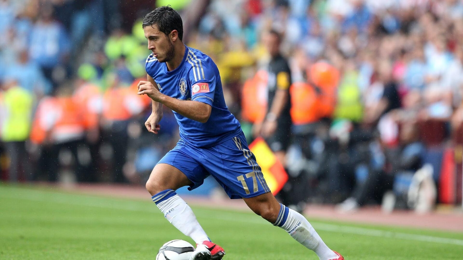 英超球员社交媒体互动提升粉丝忠诚度研究，英超球队球迷